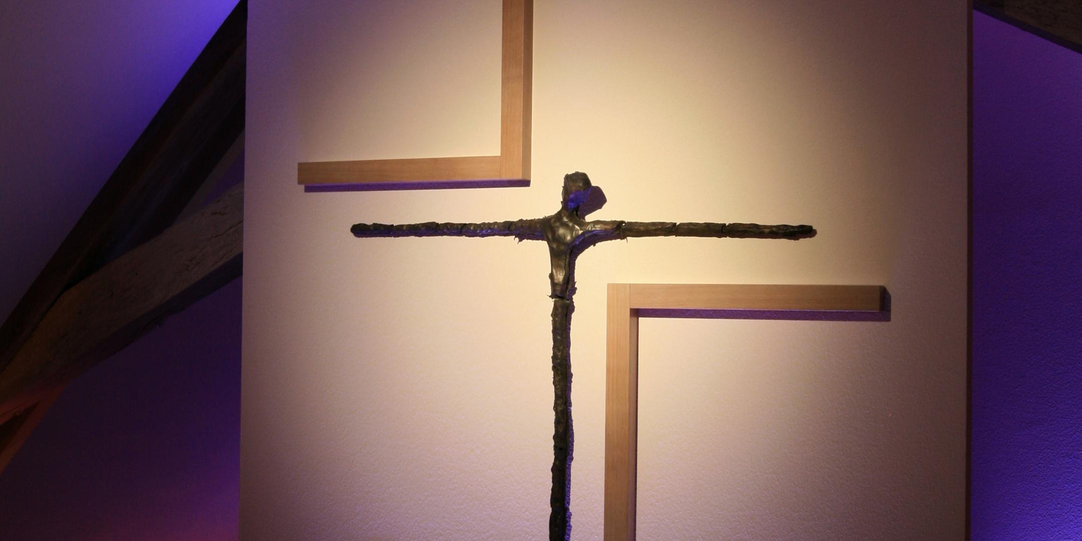 Kreuz im Gebetsraum